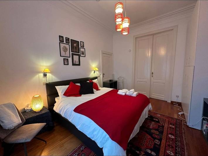 Gîte pour 4 personnes, avec Jacuzzi à Ixelles-Elsene