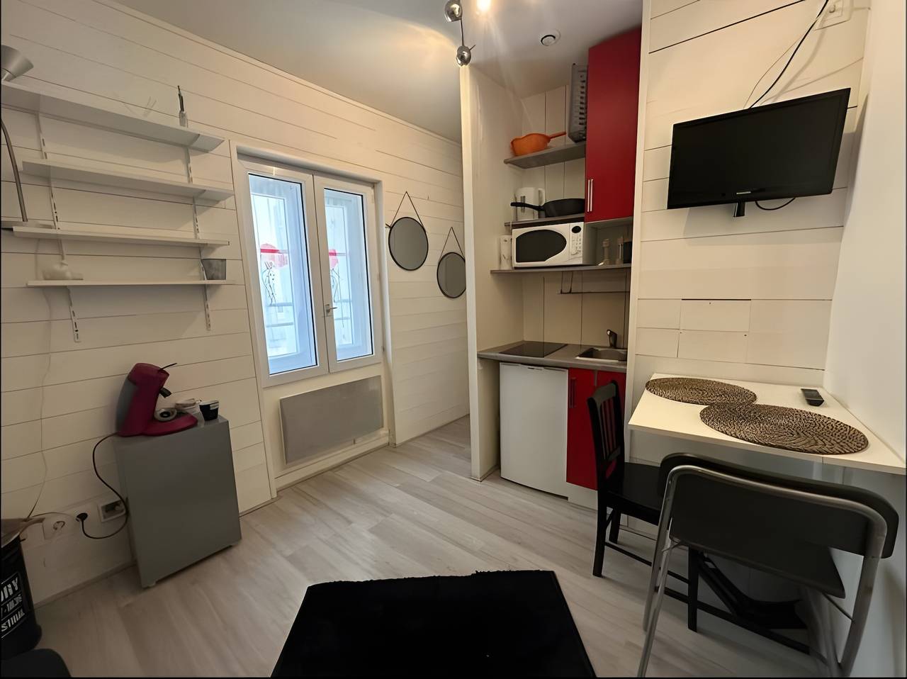 Appartement entier, Studio City-Stop À 1 min du Port et des Franco in La Rochelle, Région de La Rochelle