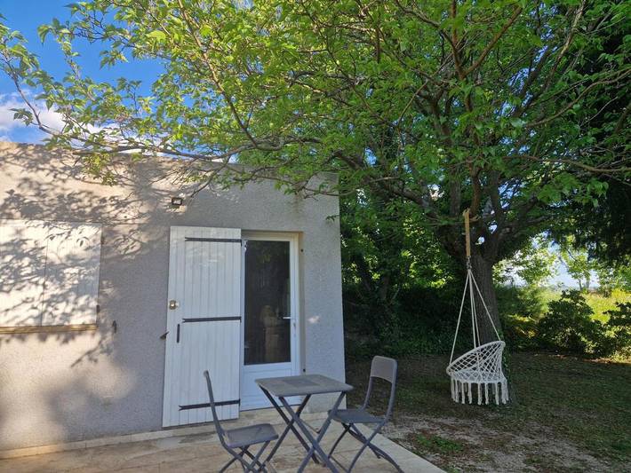 Location de vacances pour 2 personnes, avec jardin ainsi que vue et terrasse, animaux acceptés à Carpentras - 4