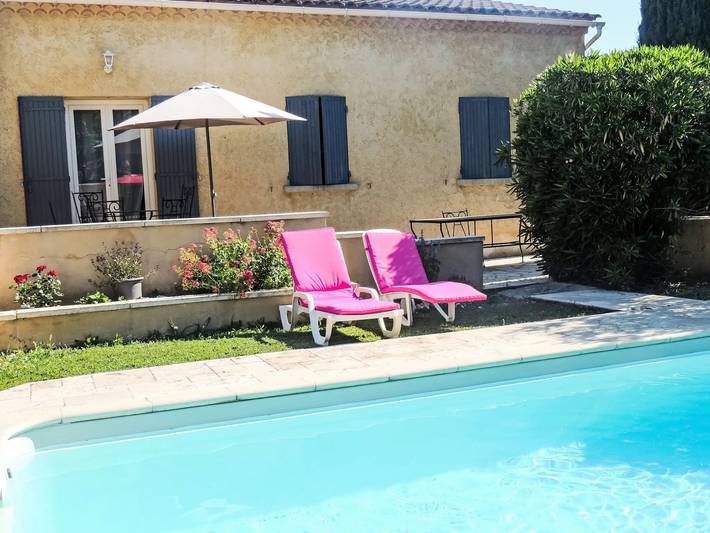 Location de vacances pour 6 personnes, avec terrasse et piscine à Mazan - 3