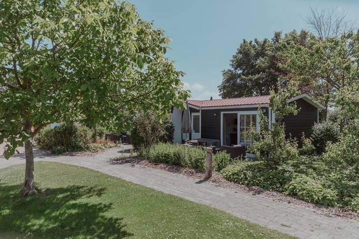 Ferienpark für 2 Personen, mit Terrasse und Garten sowie Sauna und Ausblick in Oostkapelle