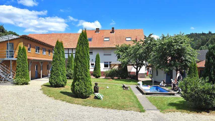 Ferienwohnung für 7 Personen, mit Garten und Terrasse, mit Haustier