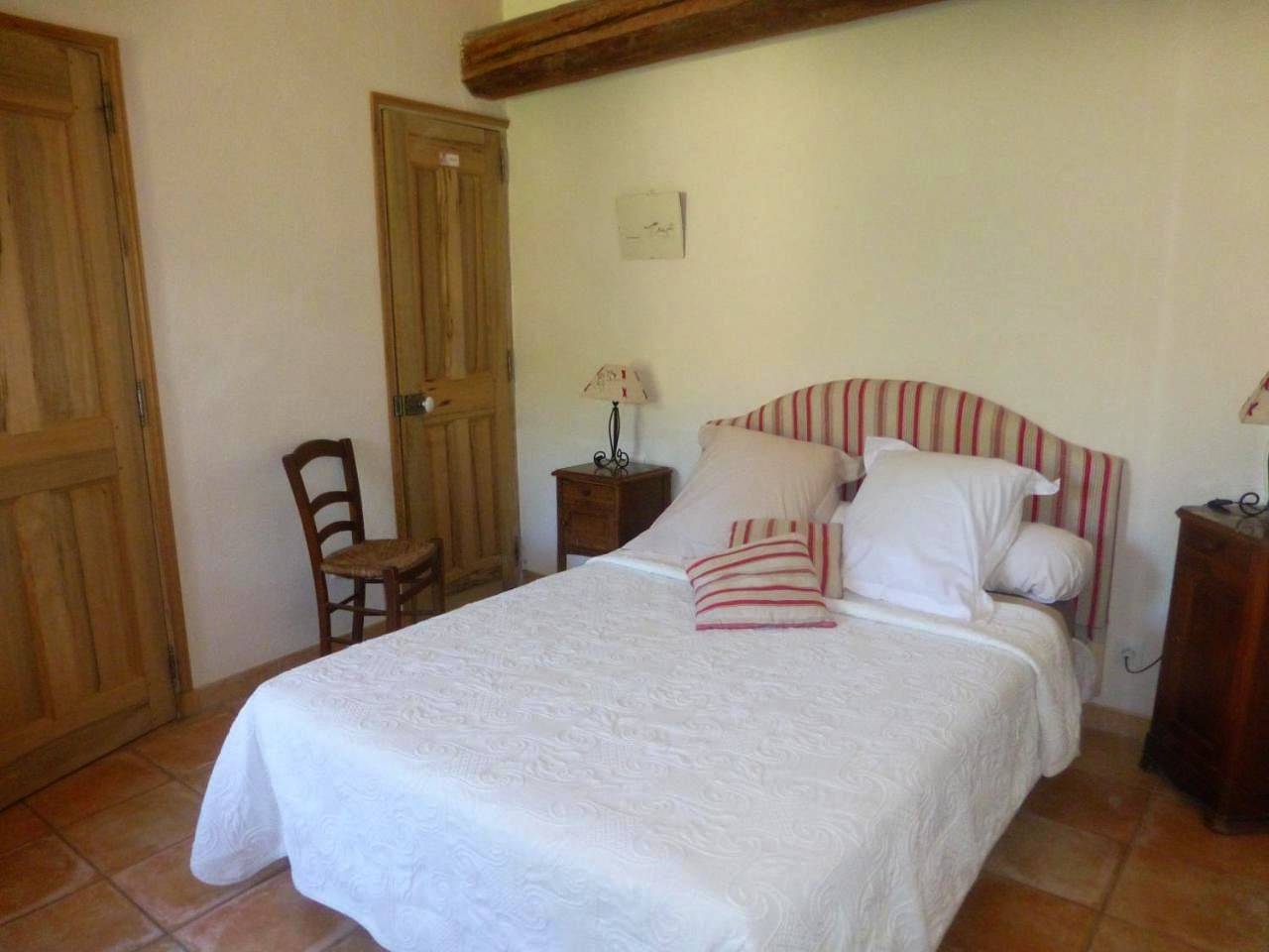 Double Room in Mérindol, Parc naturel régional du Luberon
