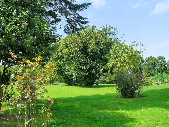 Location de vacances pour 10 personnes, avec terrasse et jardin à Pléhédel - 2