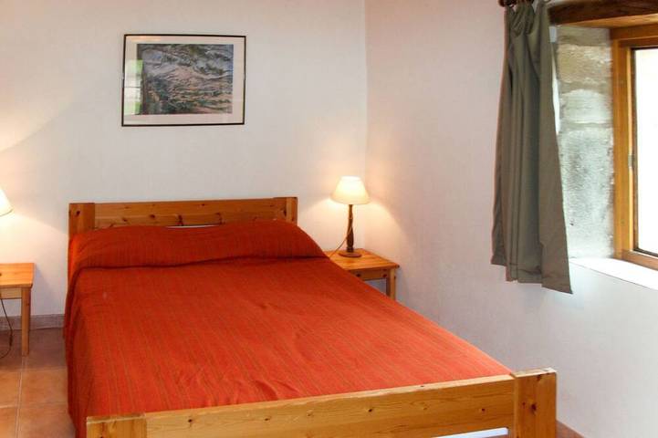 Location de vacances pour 6 personnes, avec jardin, animaux acceptés à La Grande-Verrière - 2