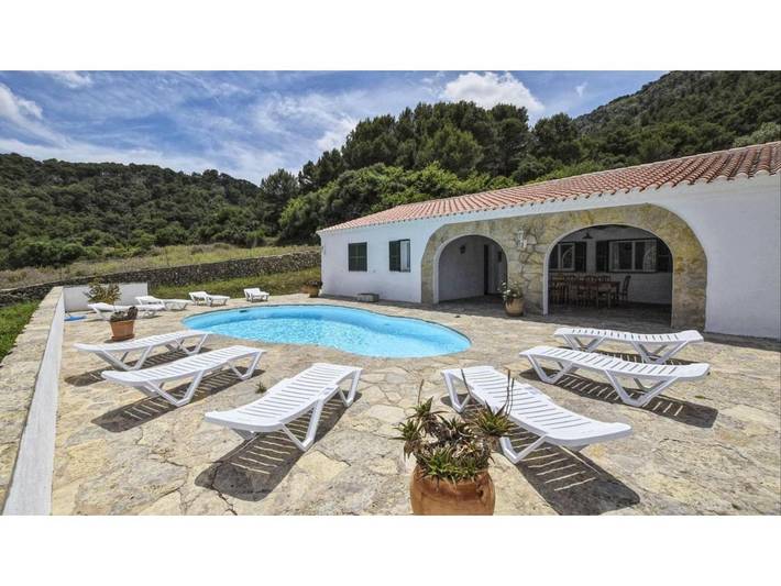 Location de vacances pour 8 personnes, avec terrasse et piscine à Mercadal - 4