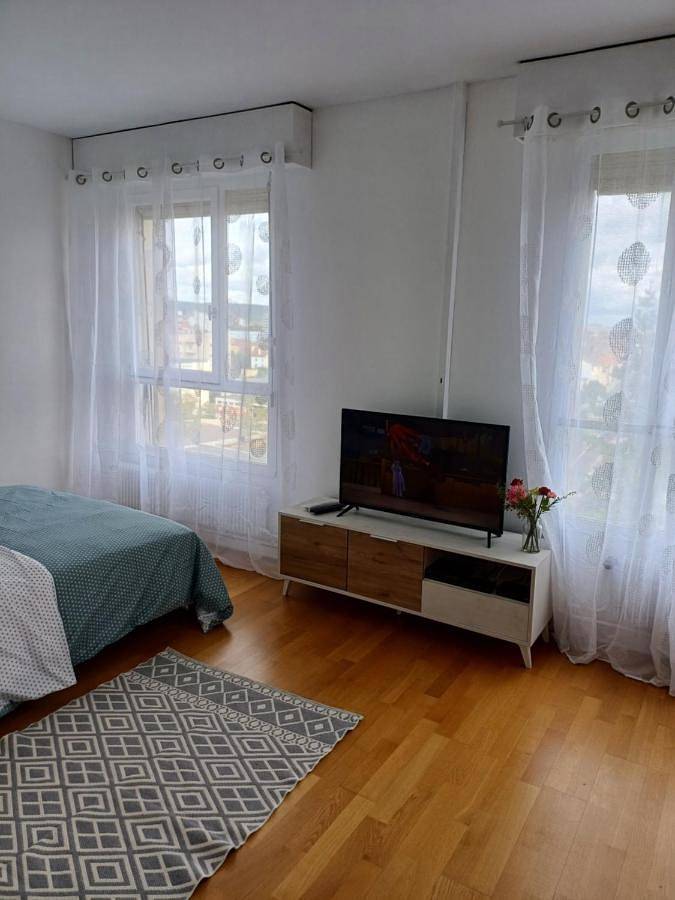 Appartement entier, One-Bedroom Apartment in Laxou, Région de Nancy
