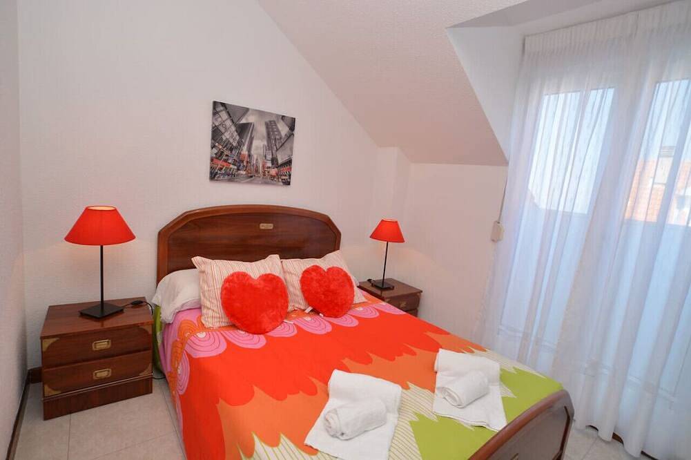 Appartement entier, Apartamento con piscina en la playa - La Arena 4505 in Arnuero, Côte Cantabrienne