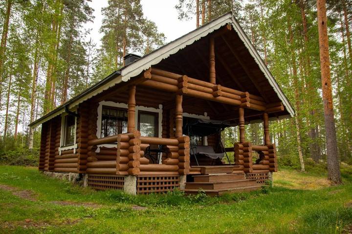 Ferienhaus für 8 Personen, mit Balkon und Terrasse sowie Garten und Sauna in Ruovesi