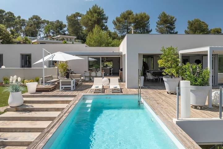 Villa pour 8 personnes, avec jardin - 1