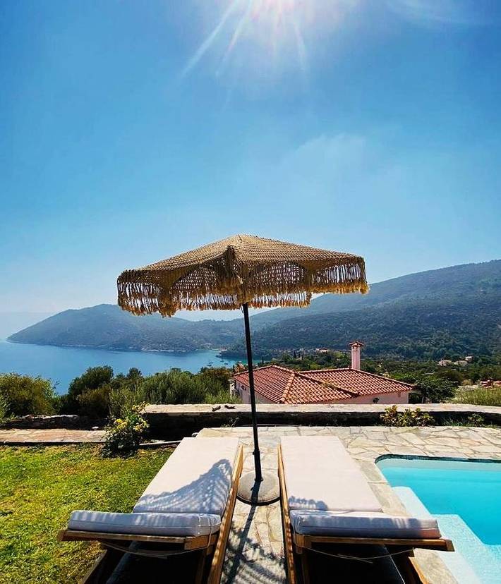 Villa für 2 Personen, mit Pool und Garten sowie Ausblick in Samos