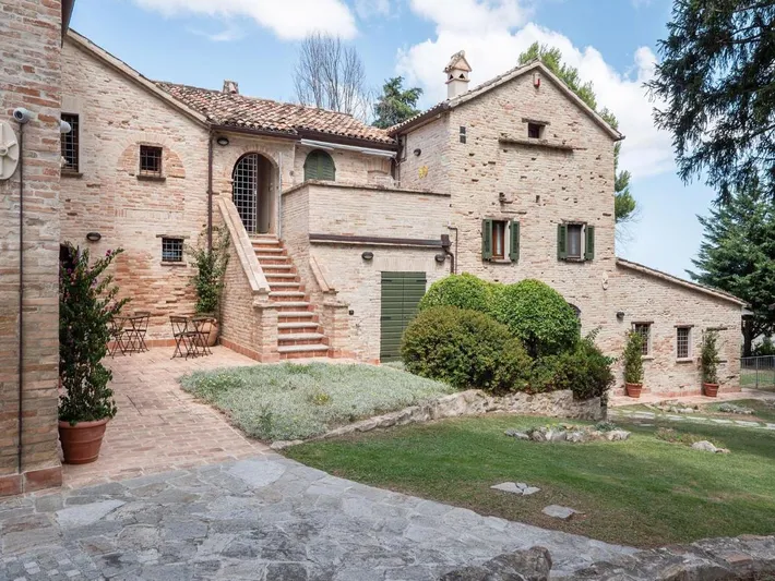 Casa vacanza per 6 persone, con giardino e terrazza nonché piscina - 1