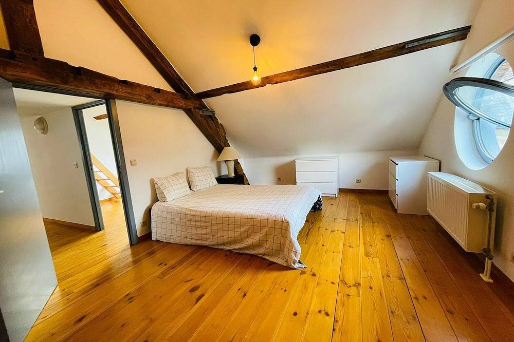 Ganze Wohnung, Charming Downtown Loft Chalet With Private Parking in Brüssel, Brüssel und Umgebung