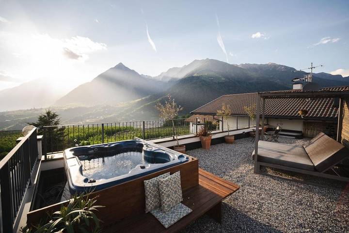 Ferienwohnung für 4 Personen, mit Garten und Pool sowie Sauna und Ausblick, mit Haustier - 1