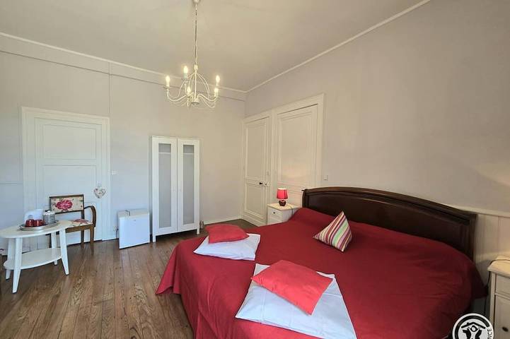 Gîte pour 6 personnes, avec terrasse à Villefranche-du-Périgord - 3