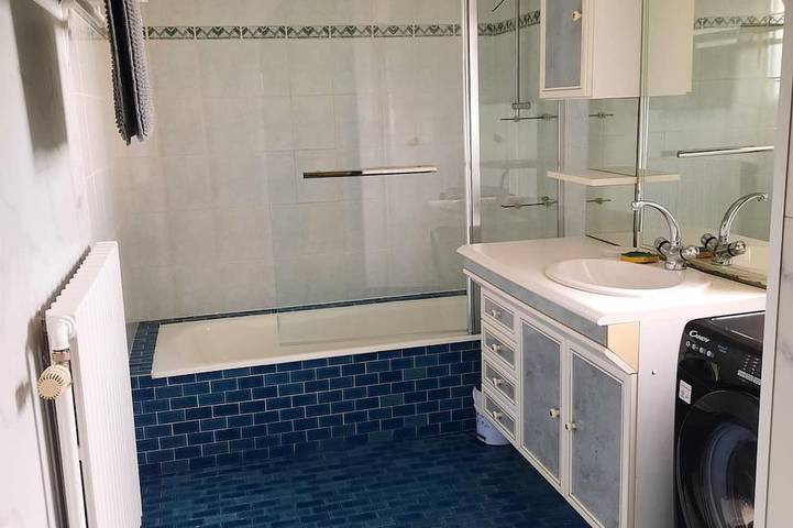 Location de vacances pour 8 personnes, avec terrasse et jardin à La Chapelle-Saint-Laurent - 4