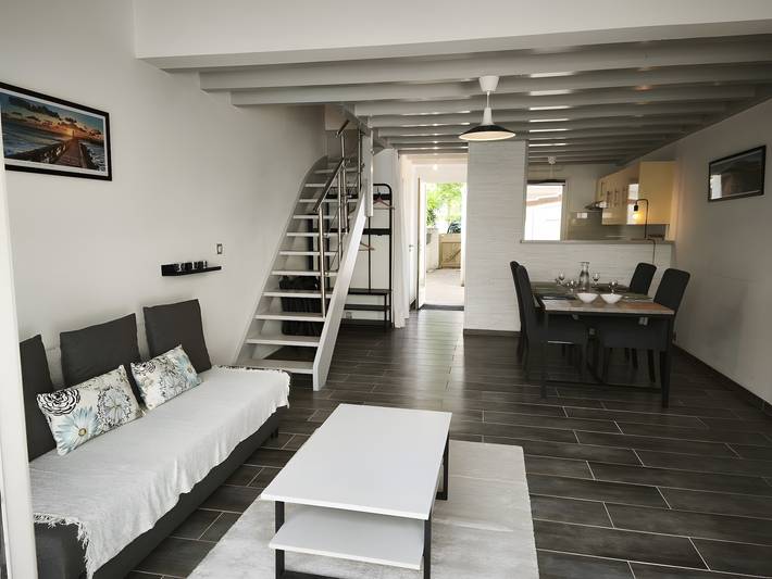 Casa vacacional «Villa Mariotte 66» con piscina compartida, terraza privada y Wi-Fi in Capbreton, Côte d’Argent