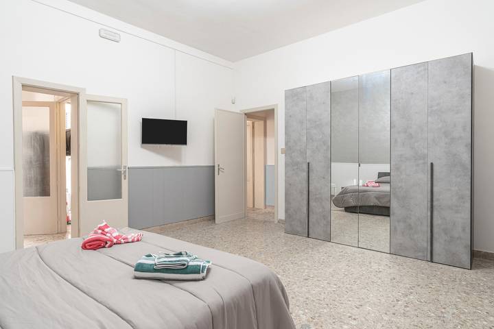 Appartamento vacanze per 6 persone, adatto a famiglie con bambini - 1