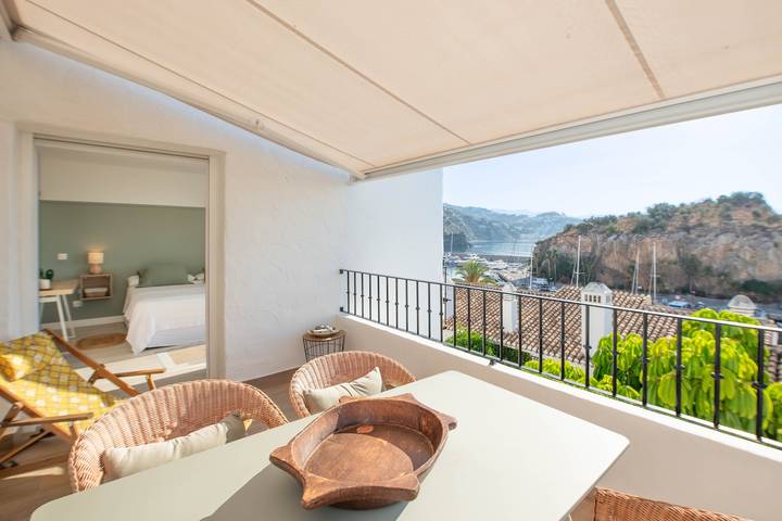 Apartamento entero, Apartamento 'Bellavista' con vistas al mar, Wi-Fi y aire acondicionado in La Herradura, Almuñecar