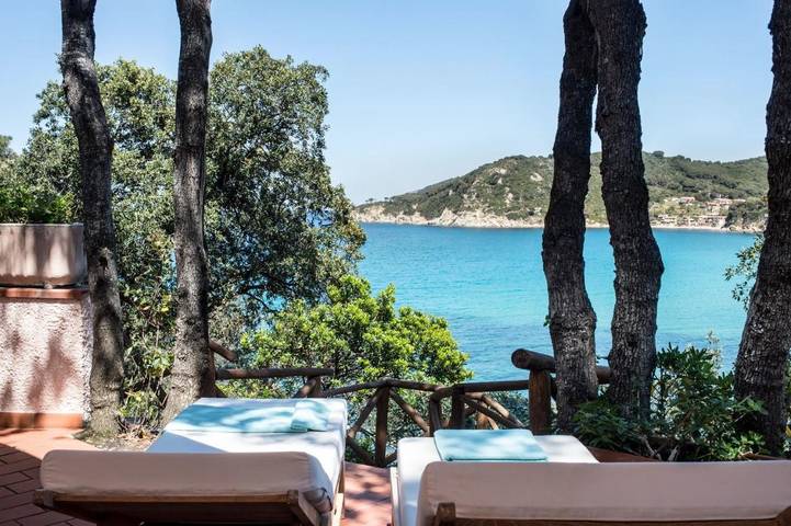 Hotel für 2 Personen, mit Balkon und Whirlpool sowie Terrasse und Garten in Biodola - 4