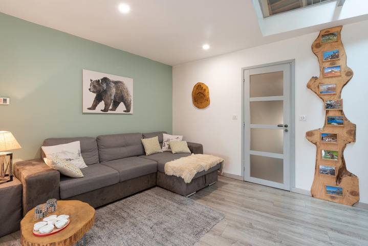 Gîte pour 8 personnes, avec terrasse et jacuzzi, animaux acceptés à Guchan - 4