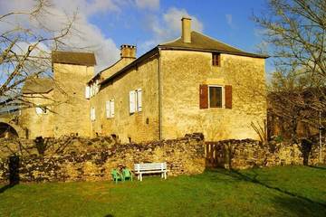 Maison de vacances pour 10 personnes, avec jardin, animaux acceptés dans l' Aveyron