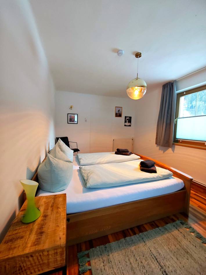 Ganze Wohnung, Ferienwohnung 'Mizi' mit Bergblick, Balkon und Wi-Fi in Hohe Tauern, Stall