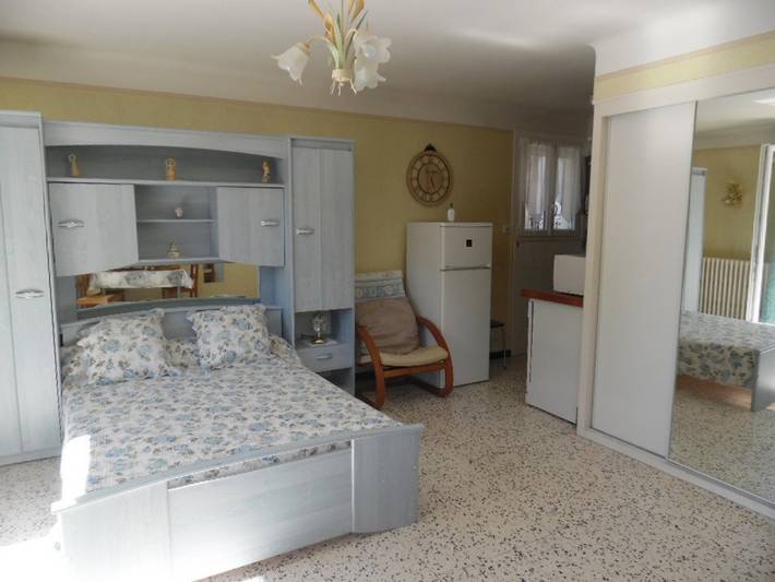 Ganzes Studio, Komfortables Studio für 2, Haustiere erlaubt, Parkplatz, Wlan in Amélie-les-Bains-Palalda, Mittelmeerküste (Frankreich)