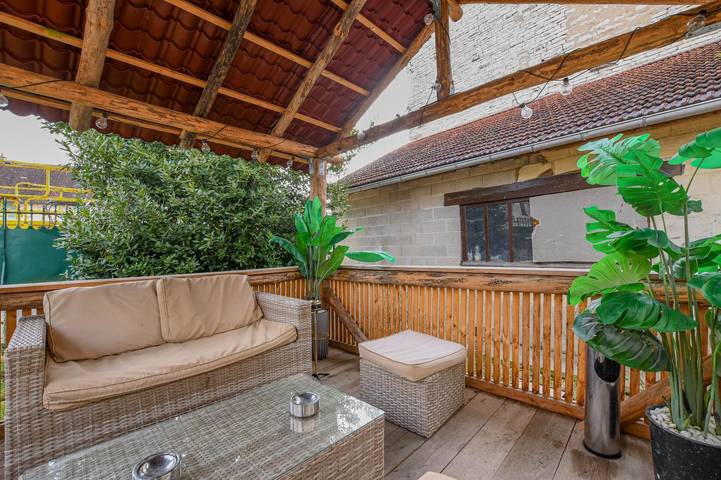 Gîte pour 7 personnes, avec Terrasse à Mosson