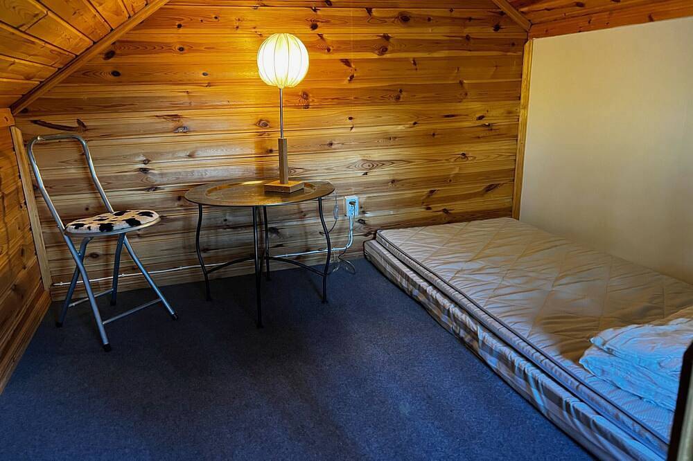 Schönes rotes Ferienhaus in der Nähe des Sees Hjälmaren und Vingåker | in Vingaker, Hjälmaren