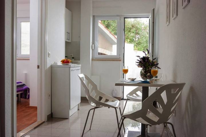 Ferienwohnung für 4 Personen, mit Terrasse in Tucepi - 2