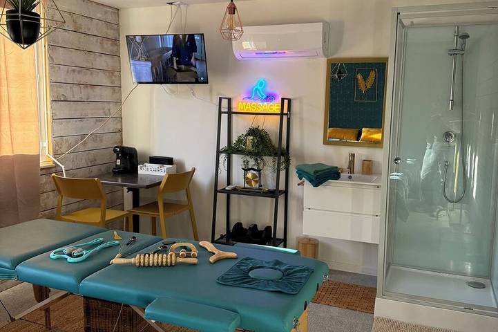 Harmonie Dorée room in Balaruc-le-Vieux, Mediterranean Coast (France)