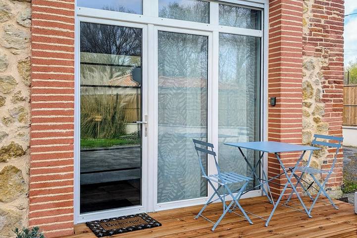 Chambre d’hôte pour 4 personnes, avec piscine et jardin à Donneville