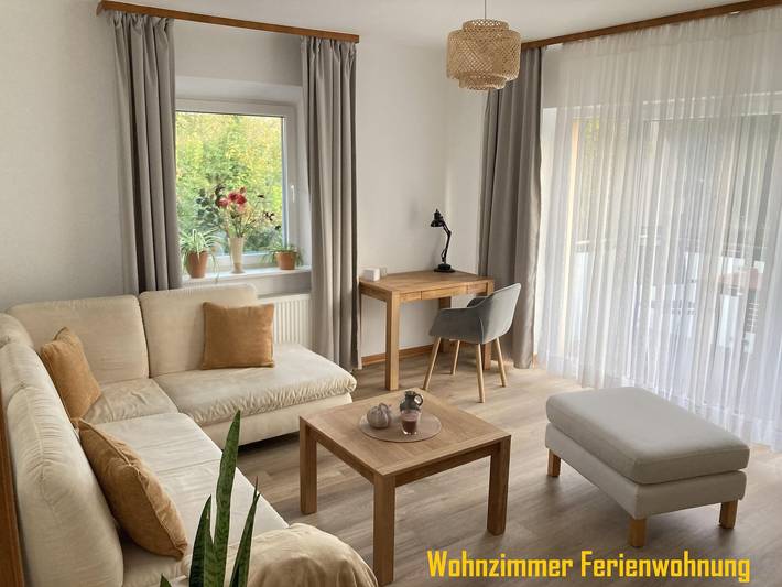 Ferienwohnung für 2 Personen, mit Balkon und Terrasse sowie Garten