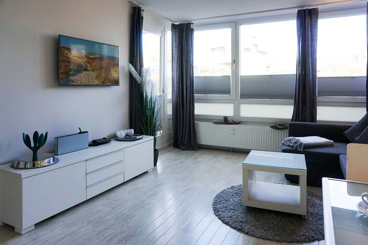 Ganze Wohnung, Komfortables Appartement "Wattenblick 50-13" mit Balkon nahe Sandstrand in List in List (Sylt), Sylt