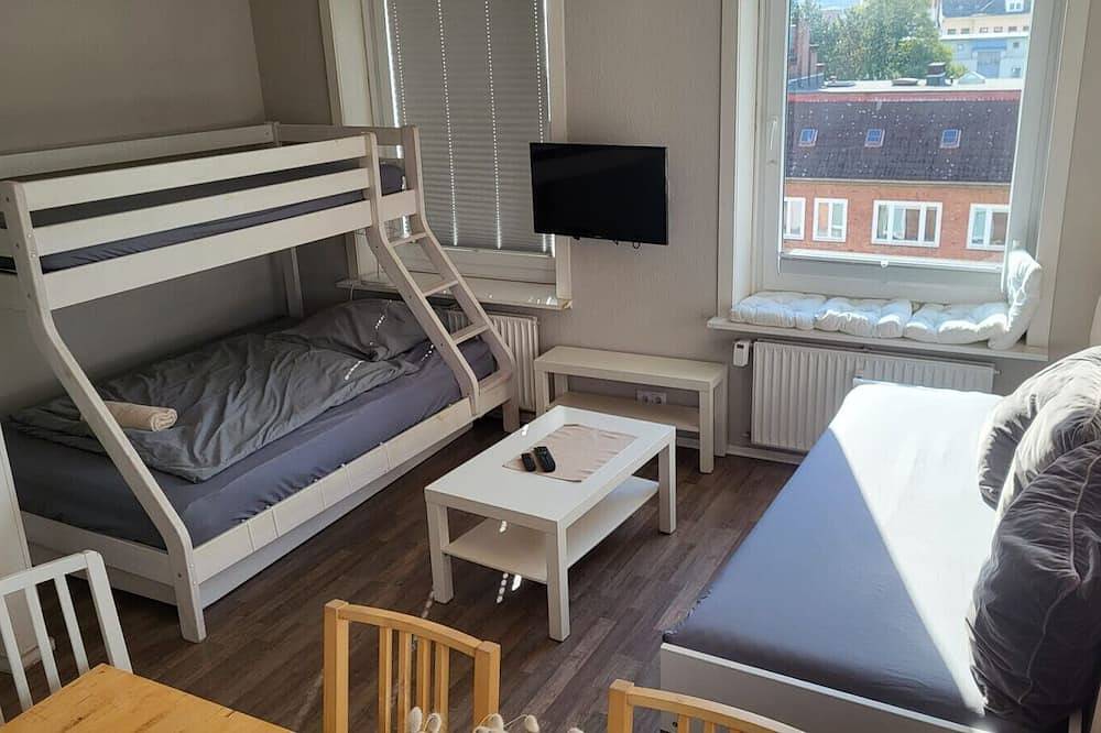 Apartamento entero, ❤️ Apartamento central con 5 habitaciones y excelente acceso al transporte público in Hamburg-Mitte, Hamburgo