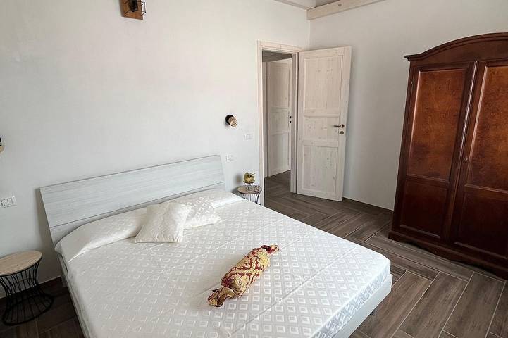 Apartamento entero, Casa Vacanze Iris - Tres Habitaciones Piso, Capacidad 6 in Carbonia, Sulcis Iglesiente