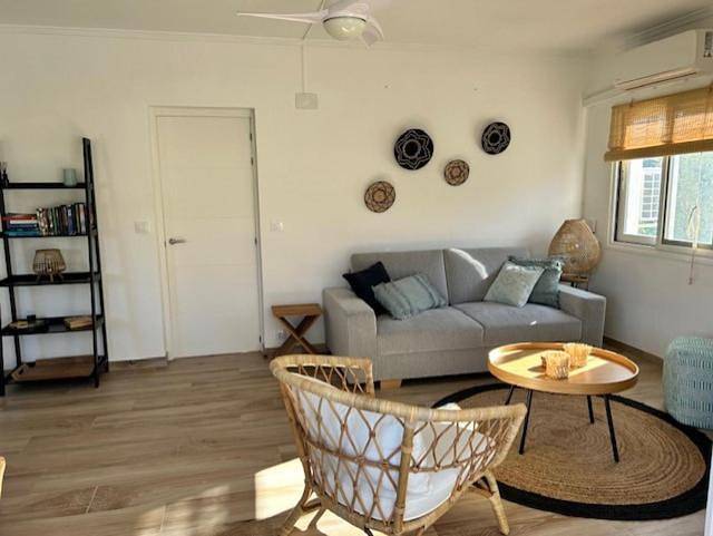 Casa rural para 10 personas, con jardín además de vistas y piscina en Orba - 4