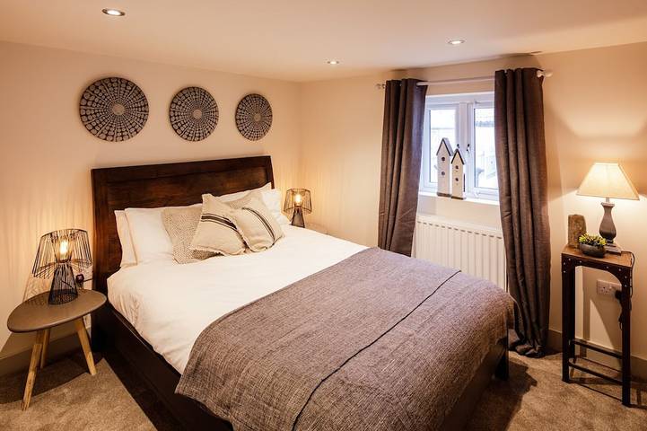 Cottage de luxe en bord de mer / parcours de golf, port, 5 chambres, parking, jardin, animal de compagnie in Whitby, Parc national des North York Moors