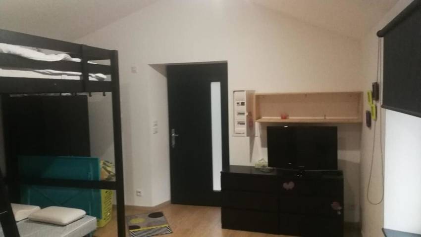 Gîte pour 4 personnes, avec vue et balcon à Pélussin - 3