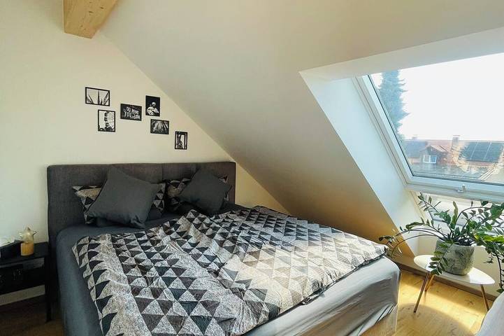 Ganze Wohnung, Urlaub im Fränkischen Seenland. Moderne und lichtdurchflutet Ferienwohnung. in Allersberg, Frankenalb