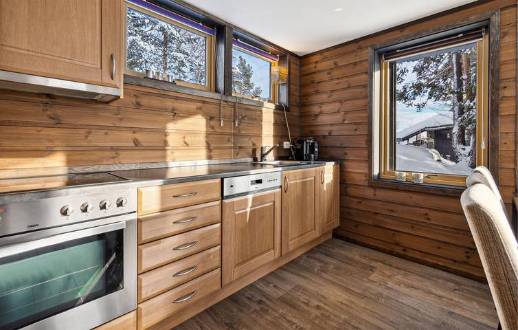 Ganze Ferienwohnung, Ferienwohnung für 4 Personen mit Terrasse in Meråker