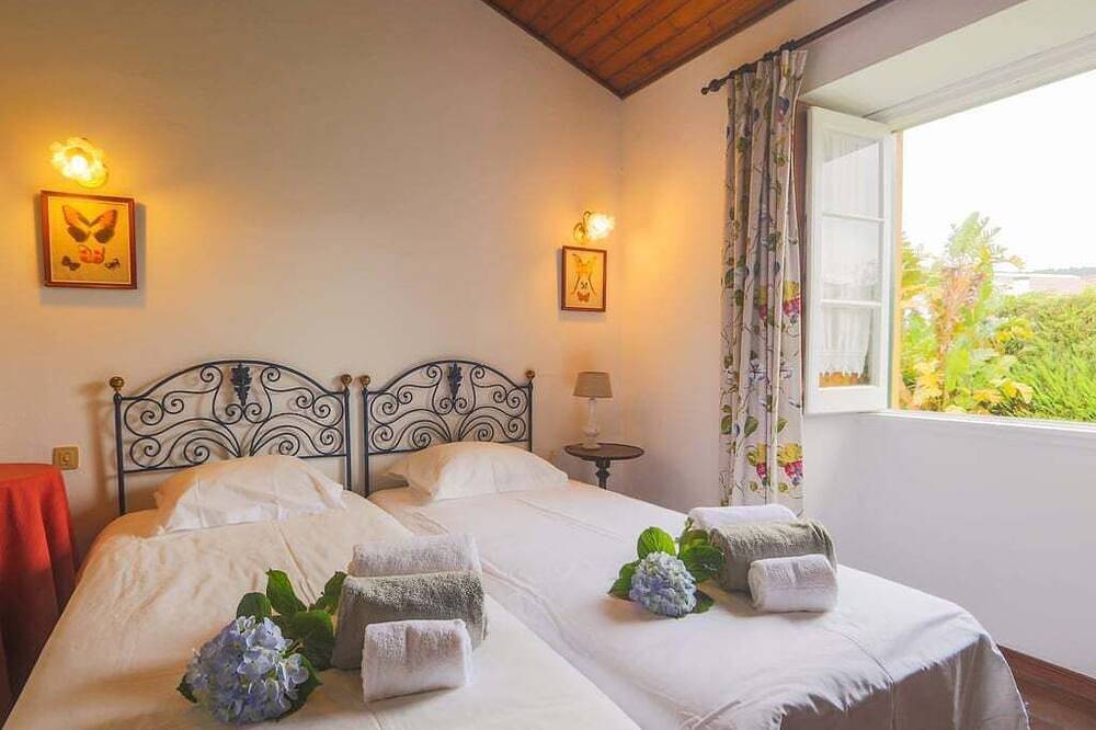 Guestready - Domus Adepta Family w/ Garden in São Miguel Island, Furnas