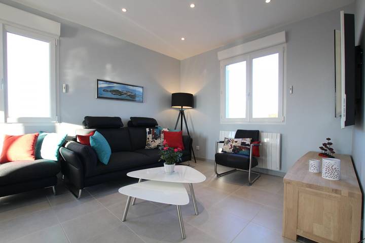 Gîte pour 10 personnes, avec jardin et terrasse à Gratot - 2