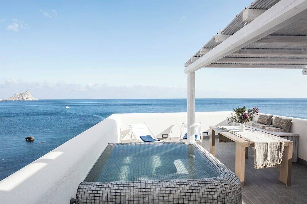 Hiera - Two Bedroom Villa, Sleeps 4 in Marettimo, Aegadian Islands