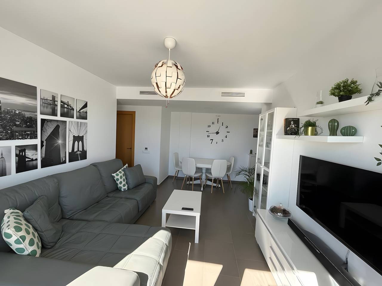 Appartement entier, Grand appartement tout confort avec piscine à 4 km de la plage in Sant Joan d'Alacant, Costa Blanca