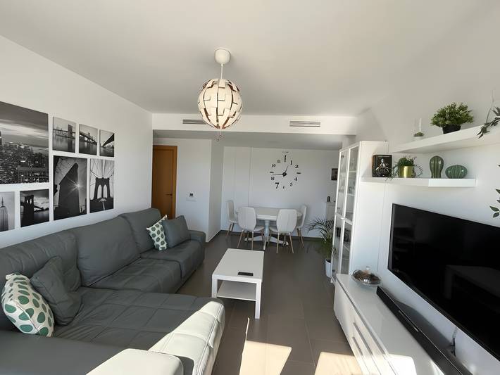 Gîte pour 6 personnes, avec balcon et jardin, animaux acceptés à Sant Joan d'Alacant
