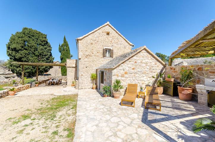 Casa de vacaciones para 6 personas, con jardín además de terraza y vistas, Se admiten mascotas - 1