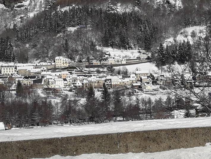 Location de vacances pour 7 personnes, avec balcon et vue à Thiézac - 3