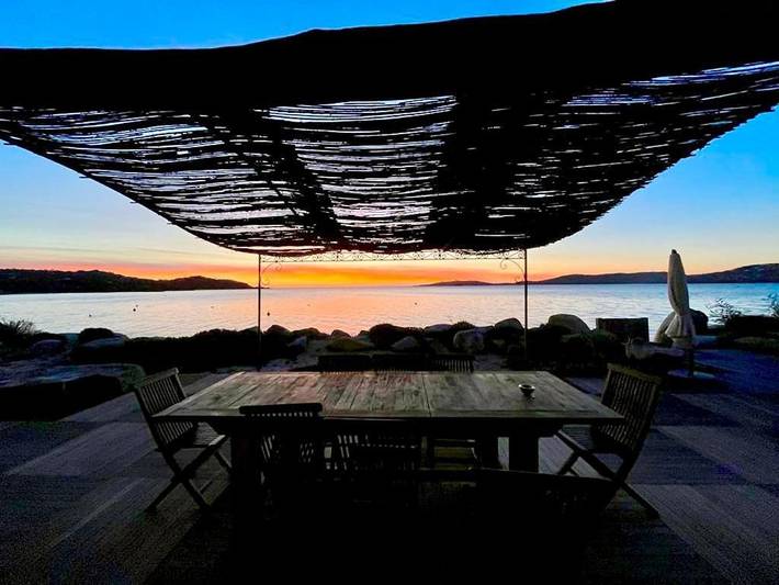 Location de vacances pour 12 personnes, avec jardin et vue, animaux acceptés dans Plage Cala Rossa - 4